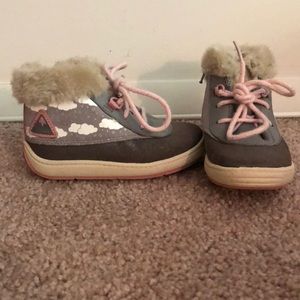 Clark’s size 7 toddler girl boot